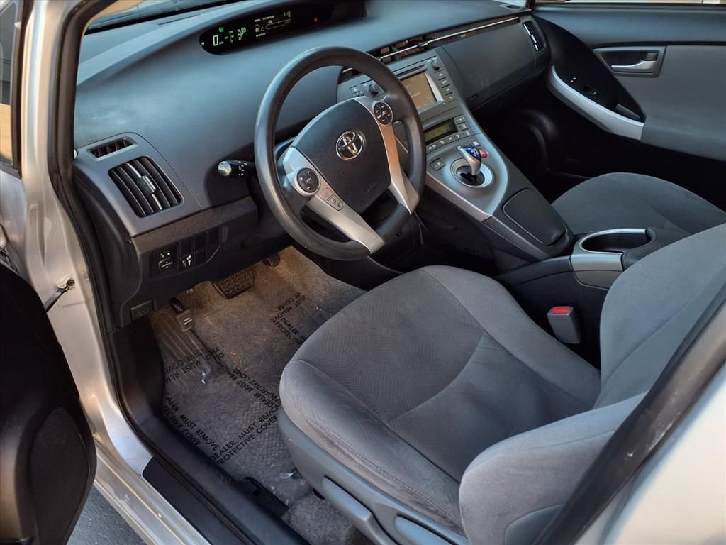 Used 2015 Toyota Prius Three w/ Preferred Accessory Package image 14