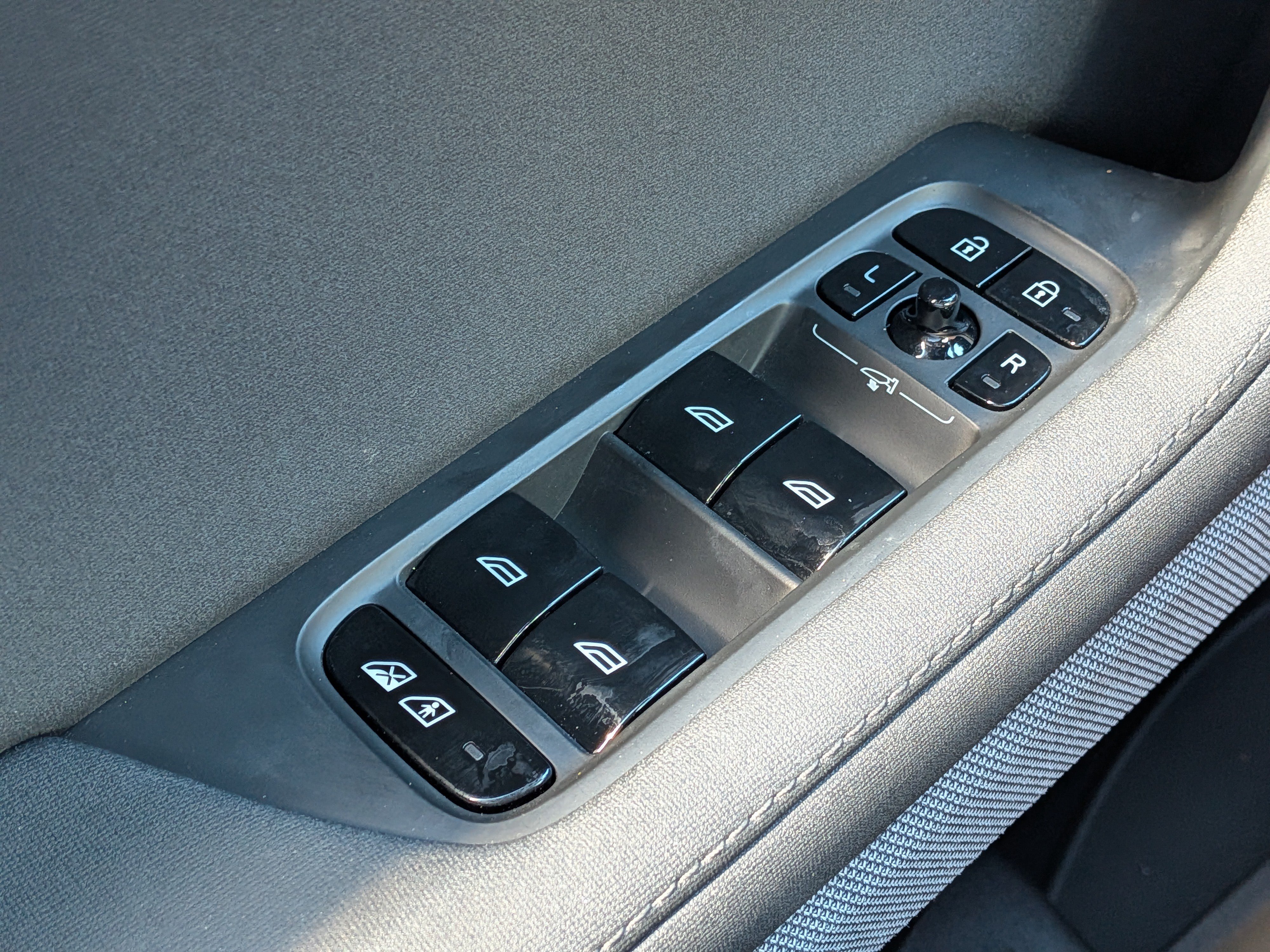 Used 2024 Polestar Polestar 2 AWD/4WD image 23