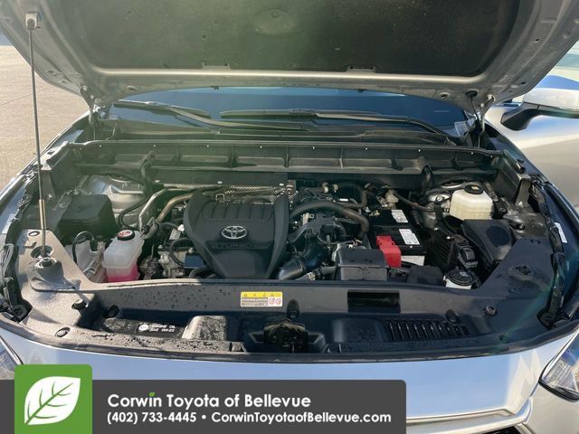 Used 2023 Toyota Highlander LE image 14