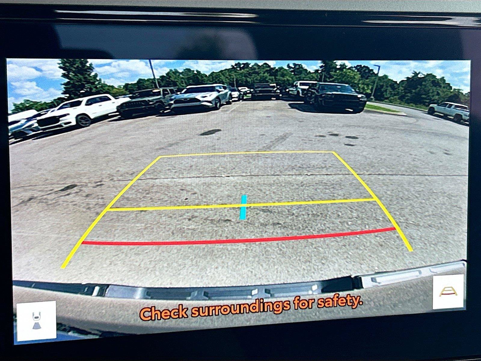 Used 2025 Toyota Tundra SR5 AWD/4WD image 31