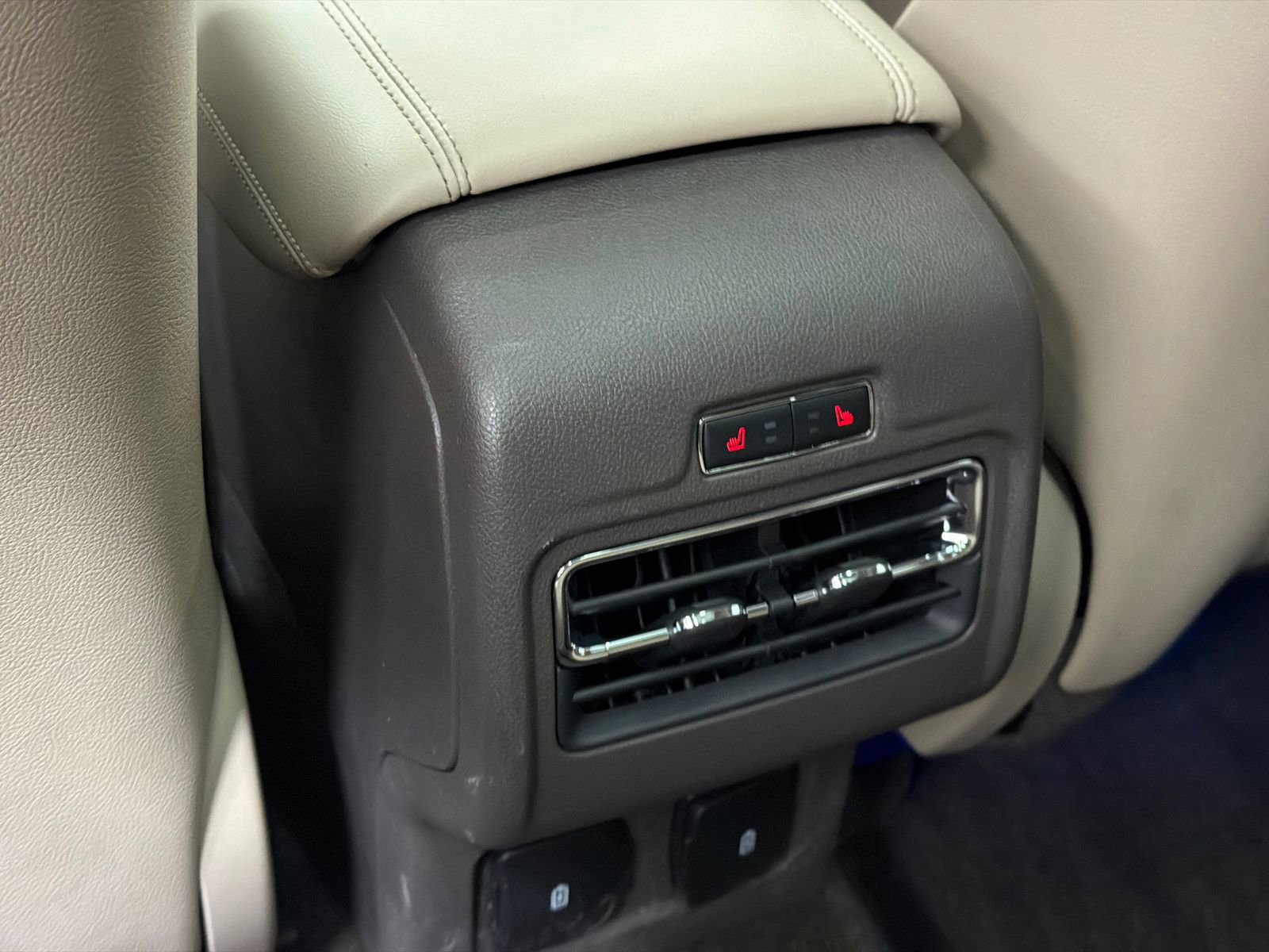 Used 2023 Lincoln Corsair Grand Touring w/ Equipment Group 302A image 19