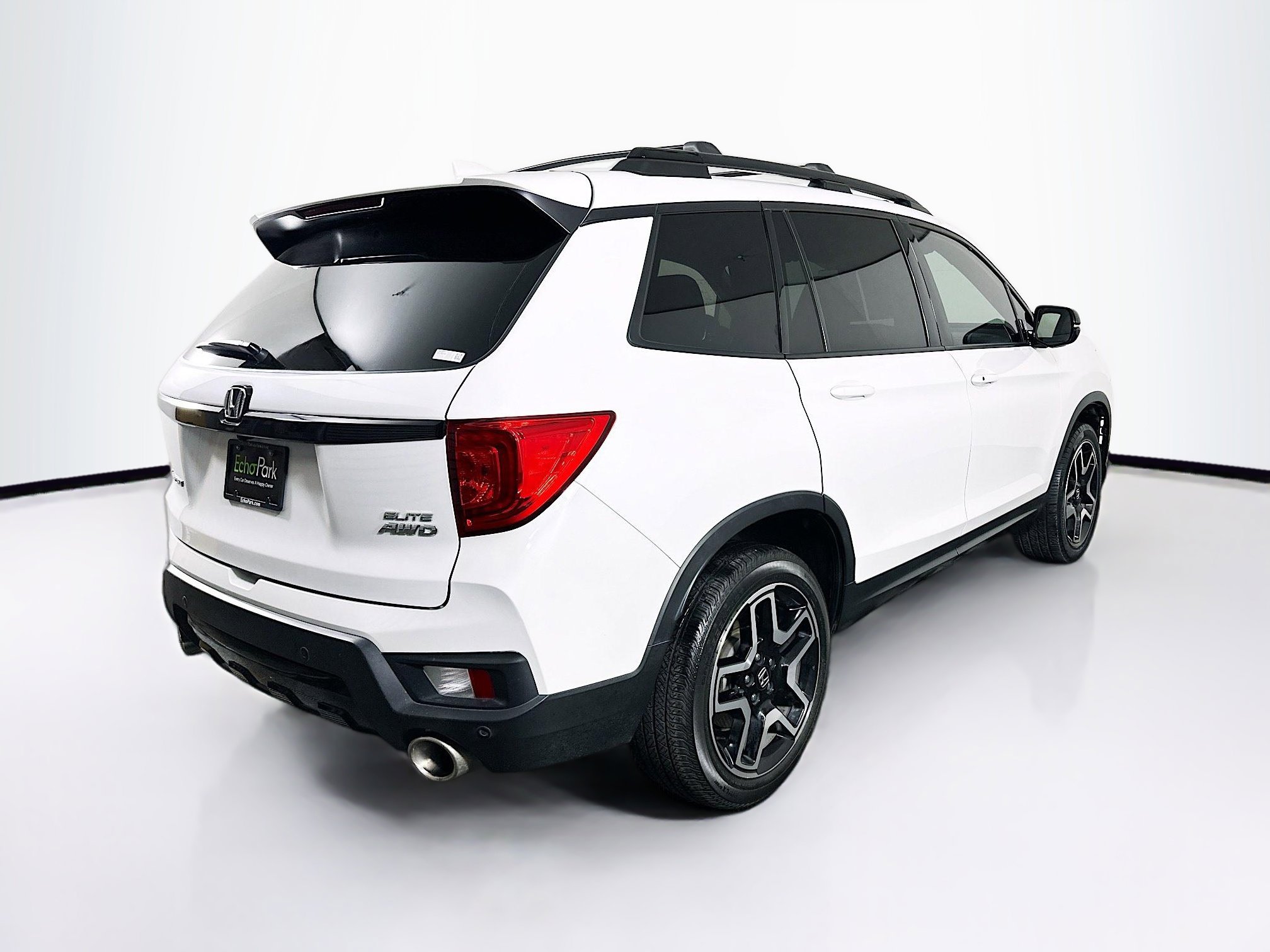 Used 2023 Honda Passport Elite image 9