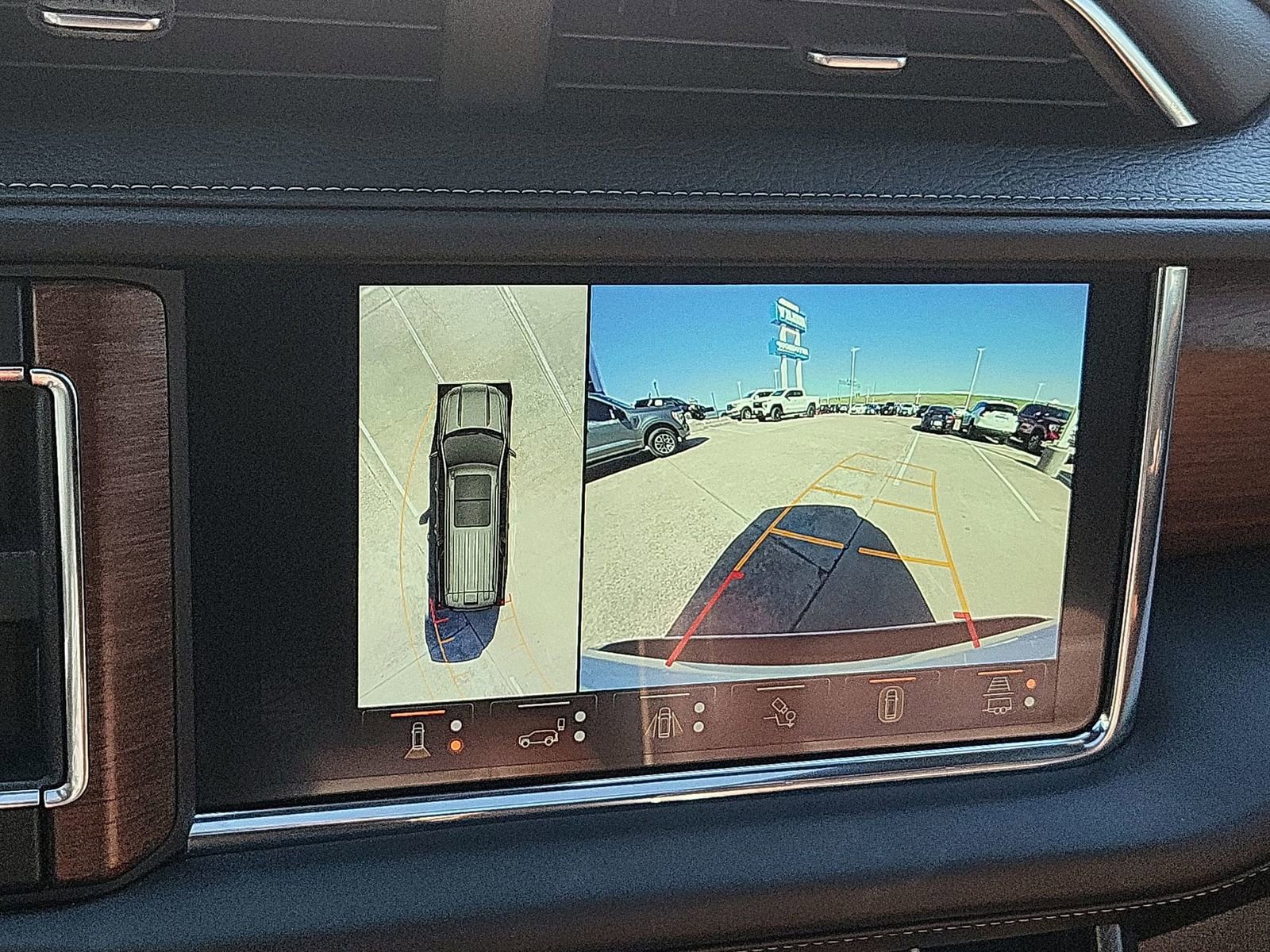 Certified 2023 GMC Yukon XL Denali Ultimate image 14