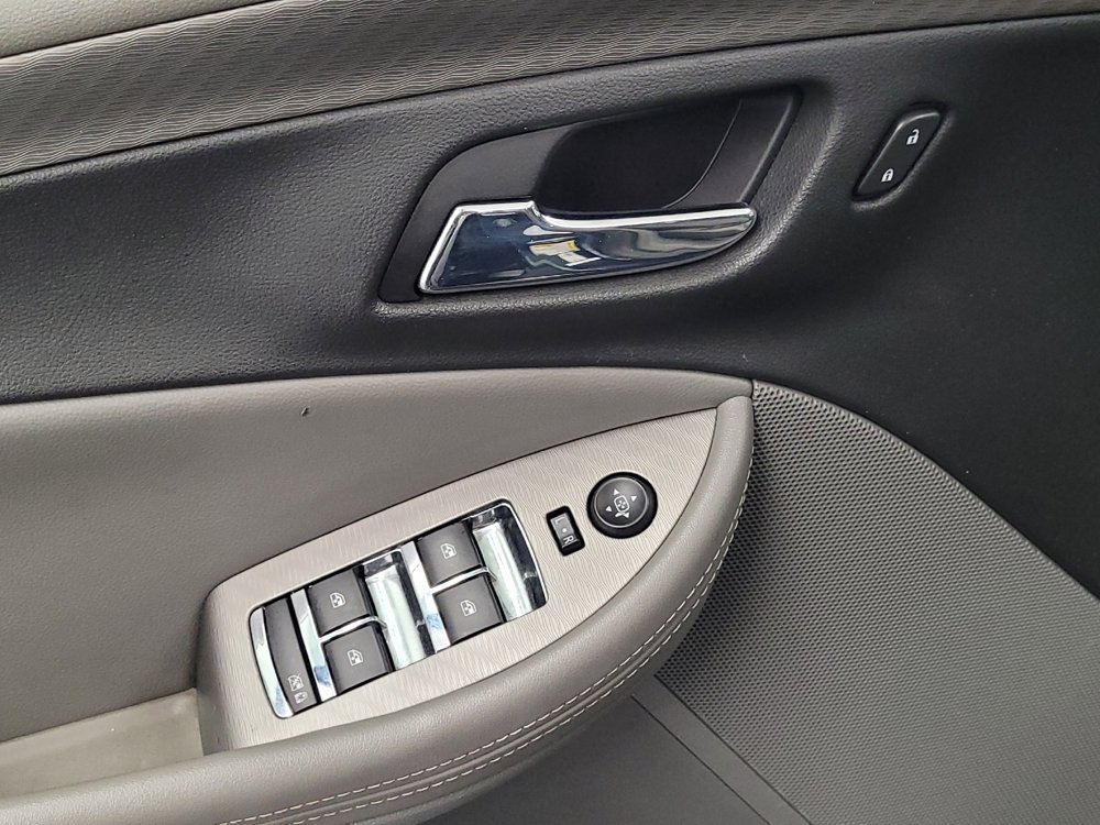 Used 2017 Chevrolet Impala LS FWD image 27