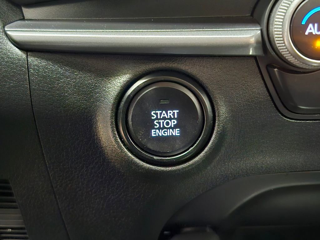 Used 2021 MAZDA MAZDA3 s image 24