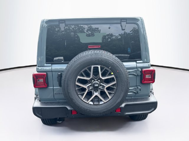 New 2026 Jeep Wrangler Unlimited Sahara AWD/4WD image 6