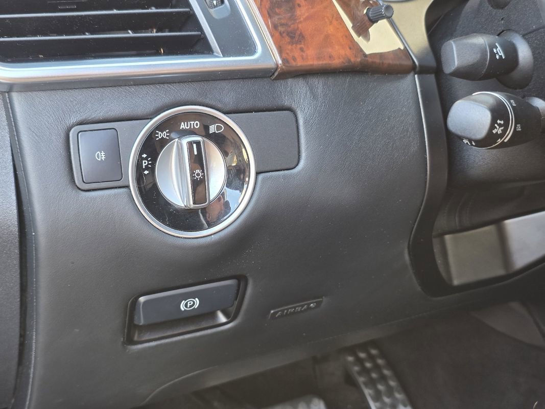 Used 2016 Mercedes-Benz GL 63 AMG 4MATIC image 18