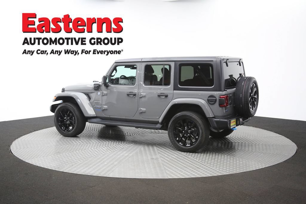 Used 2022 Jeep Wrangler Unlimited Sahara w/ Cold Weather Group AWD/4WD image 61
