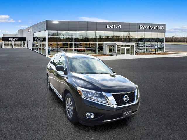 Used 2016 Nissan Pathfinder SL w/ SL Premium Package AWD/4WD image 9