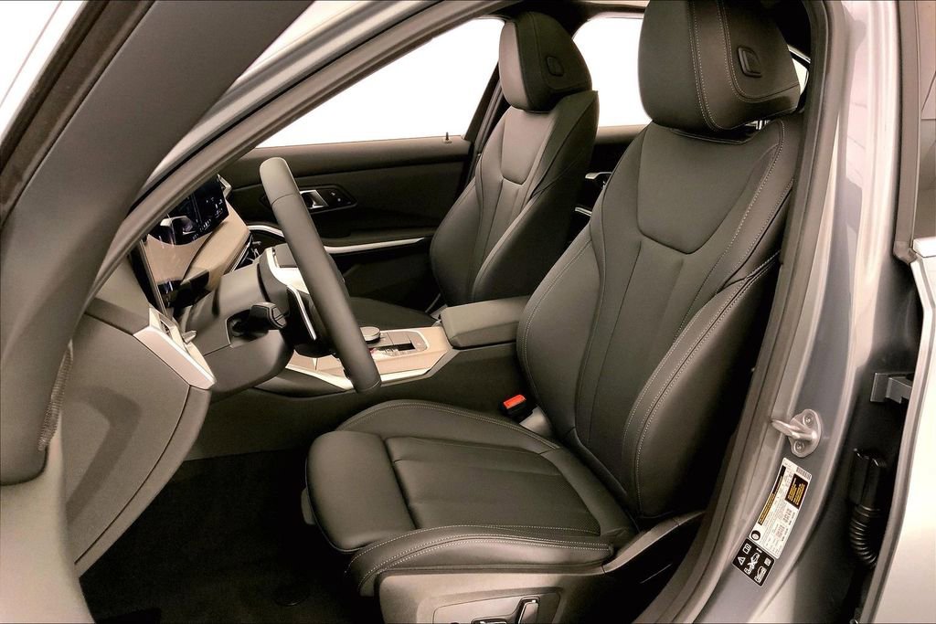 Certified 2025 BMW 330i xDrive Sedan w/ Premium Package image 13