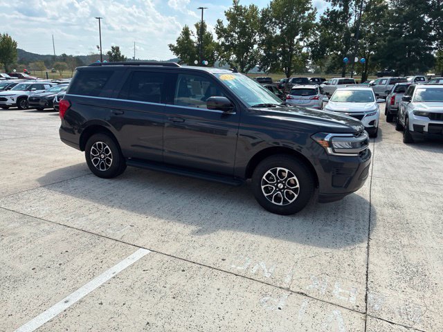 Used 2024 Ford Expedition XLT AWD/4WD image 40