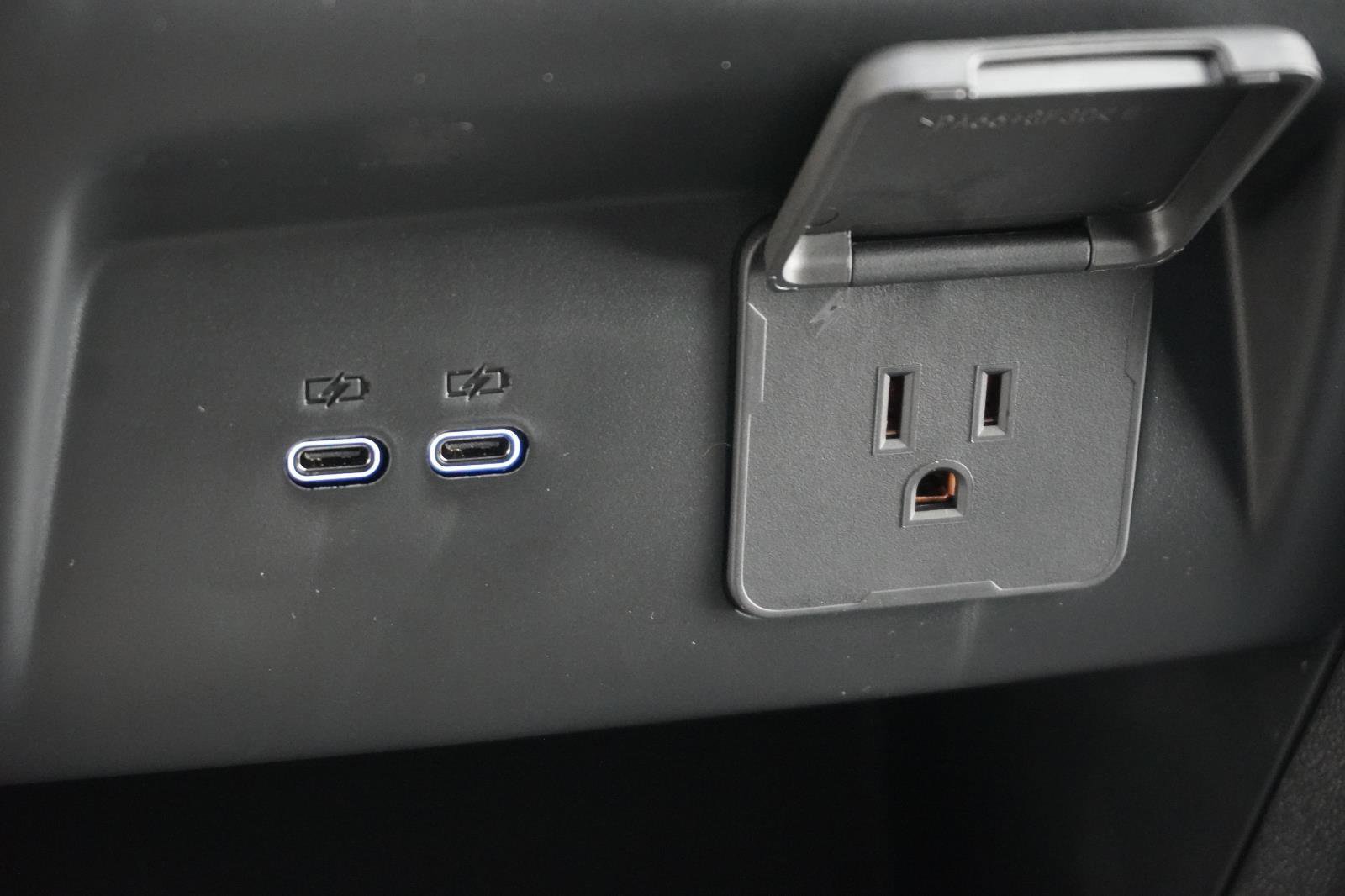 New 2026 Chevrolet Traverse Z71 w/ Enhanced Driving Package image 43