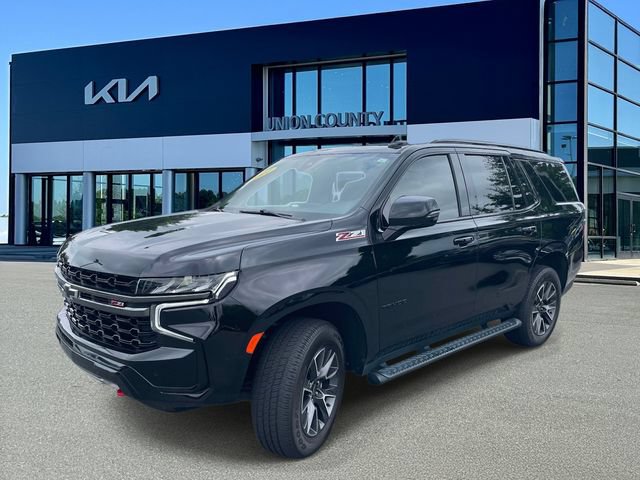 Used 2021 Chevrolet Tahoe Z71 w/ Luxury Package AWD/4WD image 3