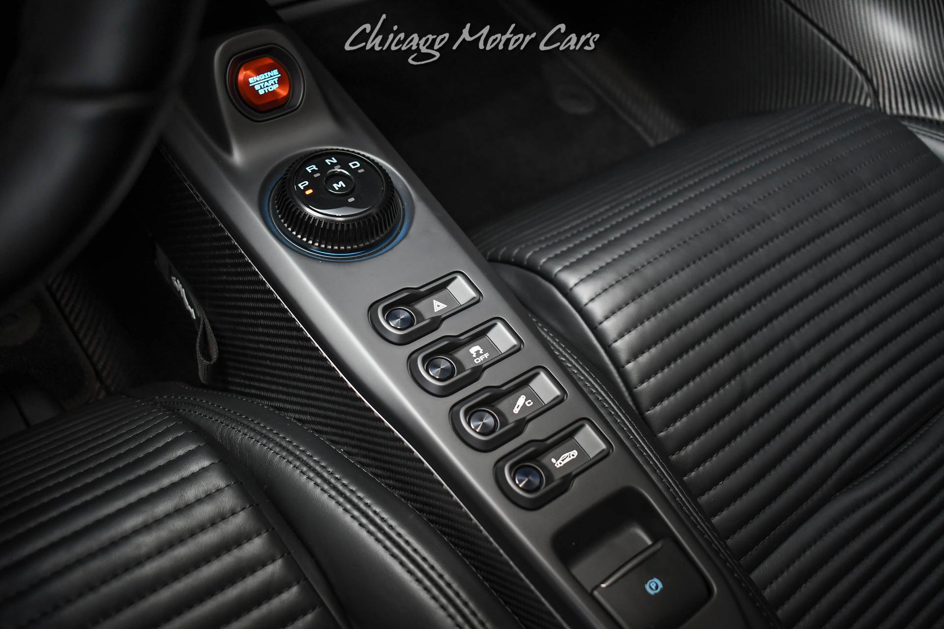 Used 2021 Ford GT RWD image 15