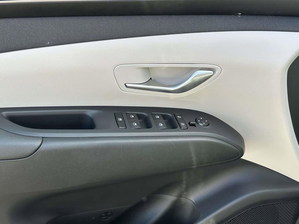 Used 2024 Hyundai Tucson SEL w/ Convenience Package AWD/4WD image 15