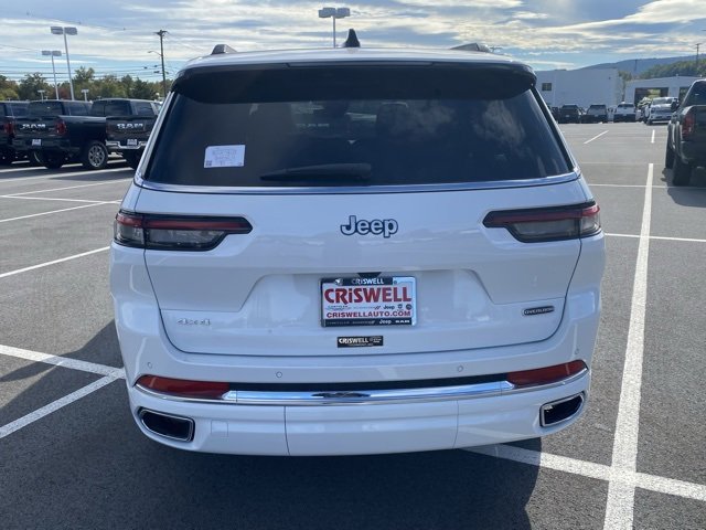 New 2025 Jeep Grand Cherokee L Overland w/ Trailer Tow Package image 5