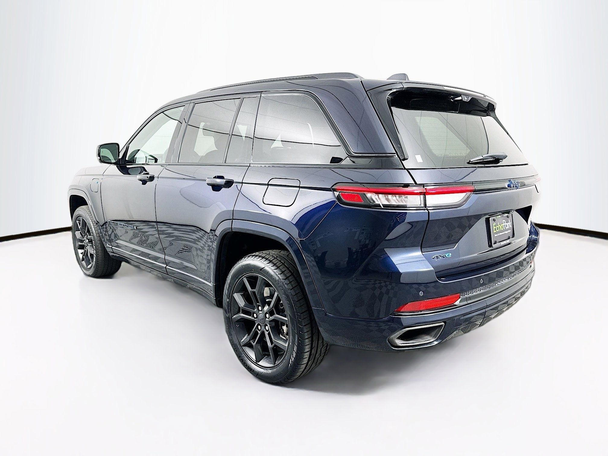 Used 2023 Jeep Grand Cherokee 30th Anniversary image 5