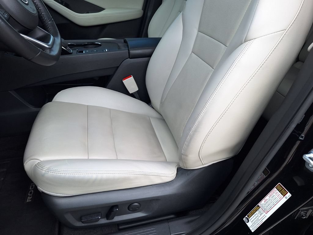 Used 2024 Nissan Rogue SL w/ SL Premium Package FWD image 10