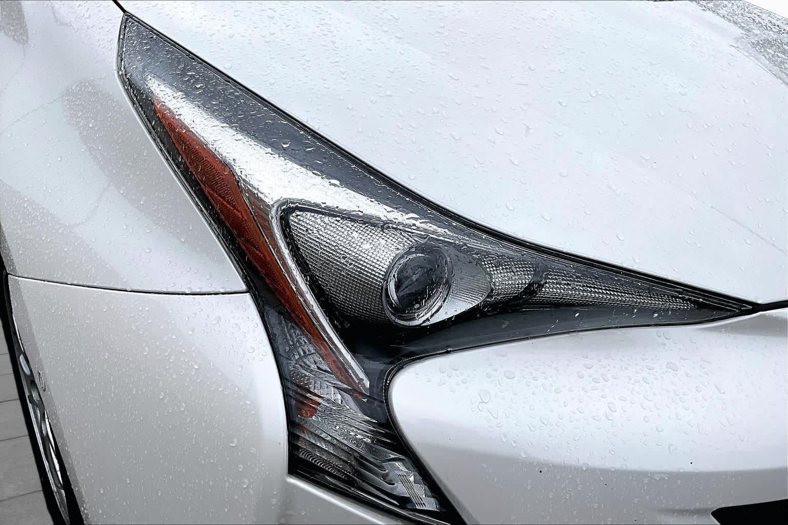 Used 2018 Toyota Prius Two w/ Prius Two Safety Plus Package FWD image 27