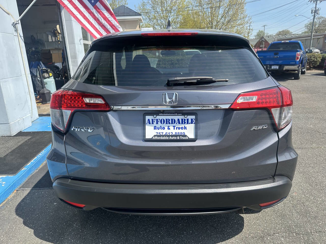 Used 2019 Honda HR-V LX image 10