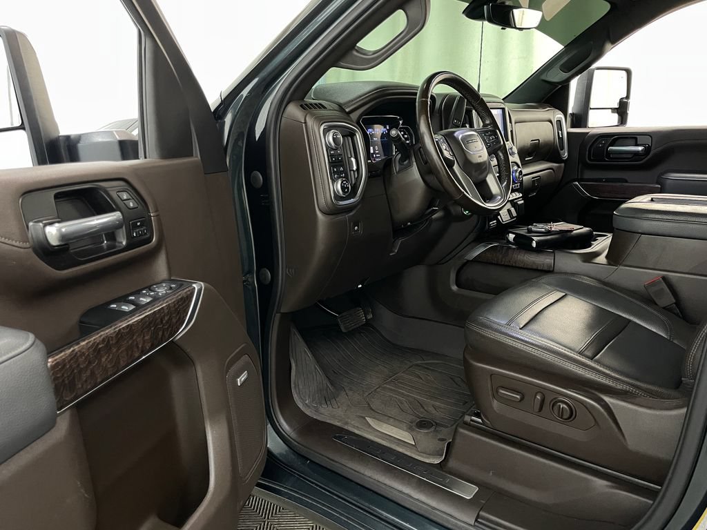 Certified 2022 GMC Sierra 2500 Denali w/ Denali Ultimate Package AWD/4WD image 26