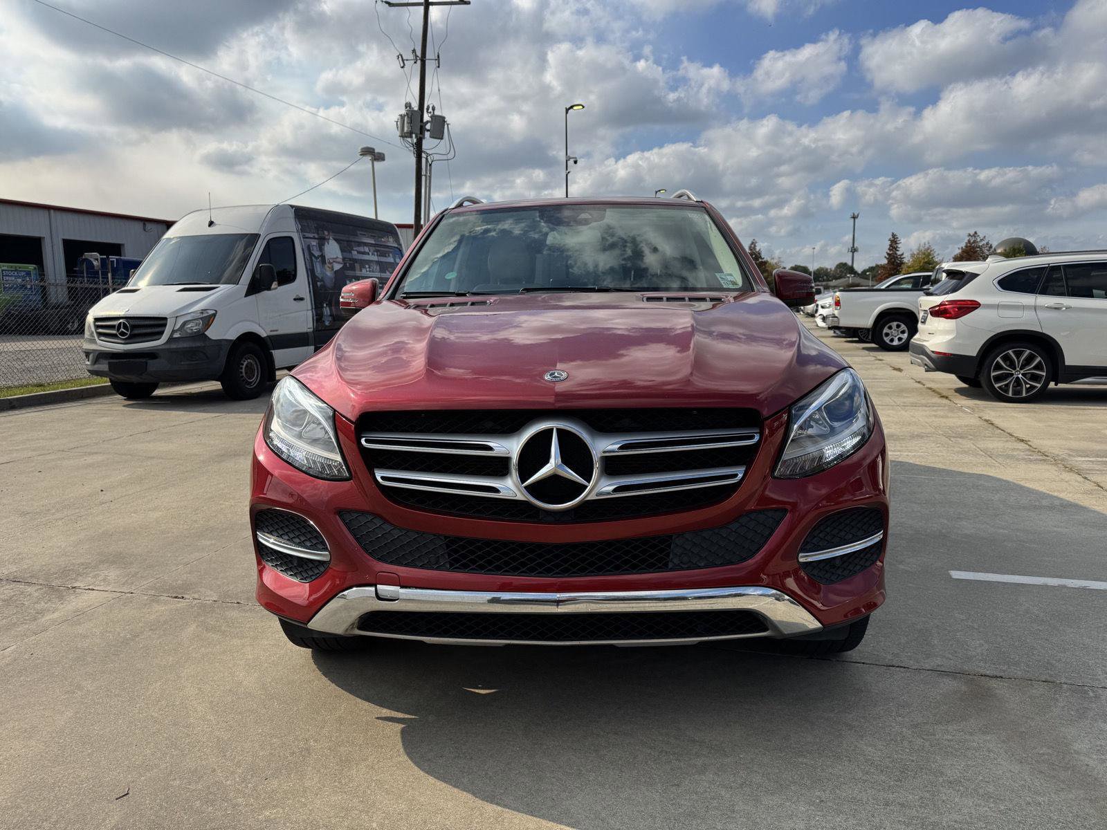 Used 2018 Mercedes-Benz GLE 350 image 2