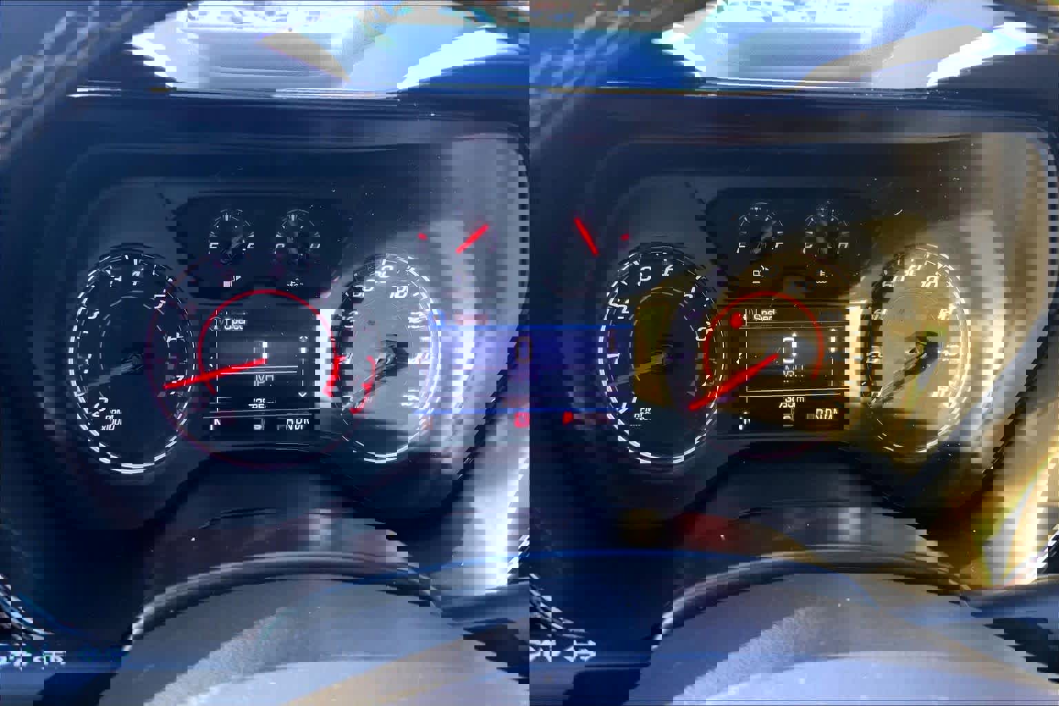 Used 2023 Chevrolet Camaro LT w/ RS Package image 22