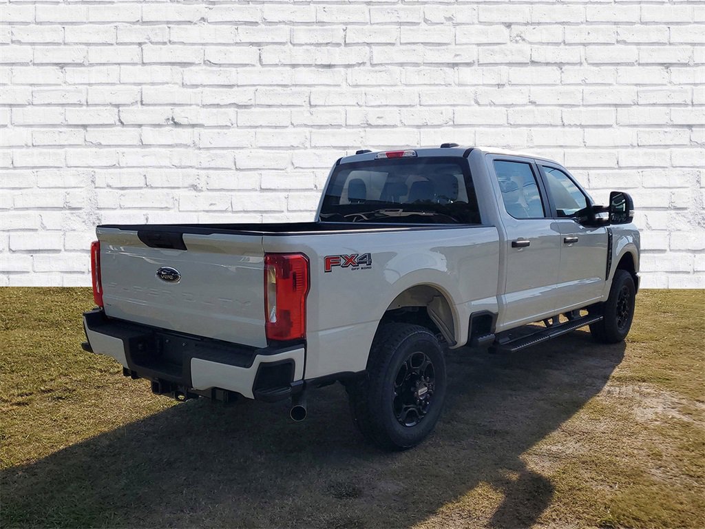 New 2026 Ford F250 XL image 2
