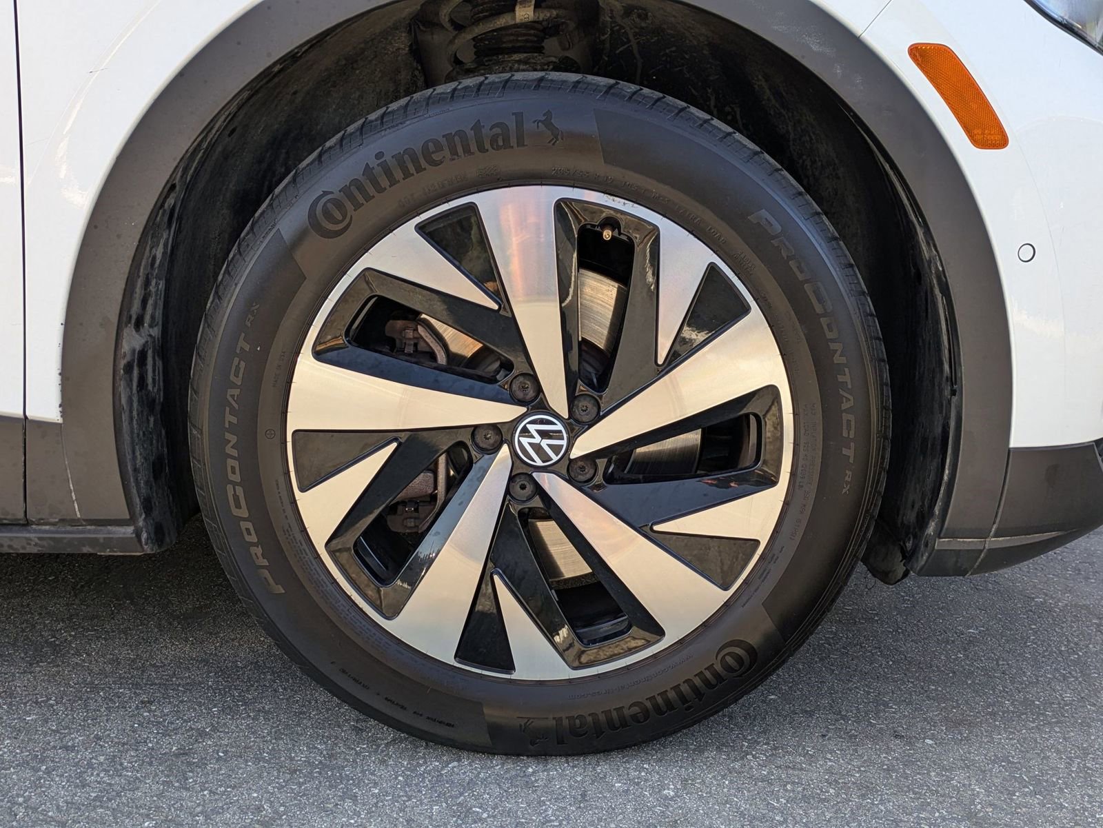 Used 2023 Volkswagen ID.4 Pro image 26