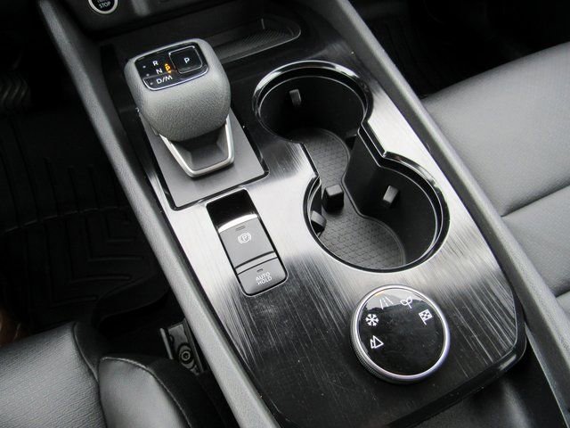 Used 2021 Nissan Rogue SV w/ Premium Package image 19