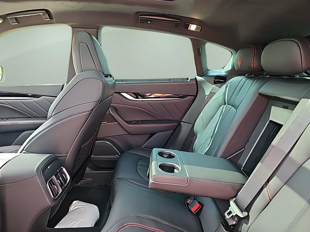 New 2024 Maserati Levante Modena Ultima image 31
