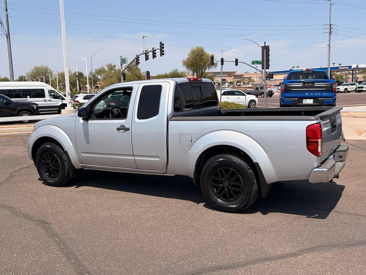 Used 2019 Nissan Frontier SV RWD image 4