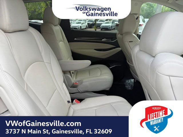 Used 2024 Buick Enclave Essence FWD image 8