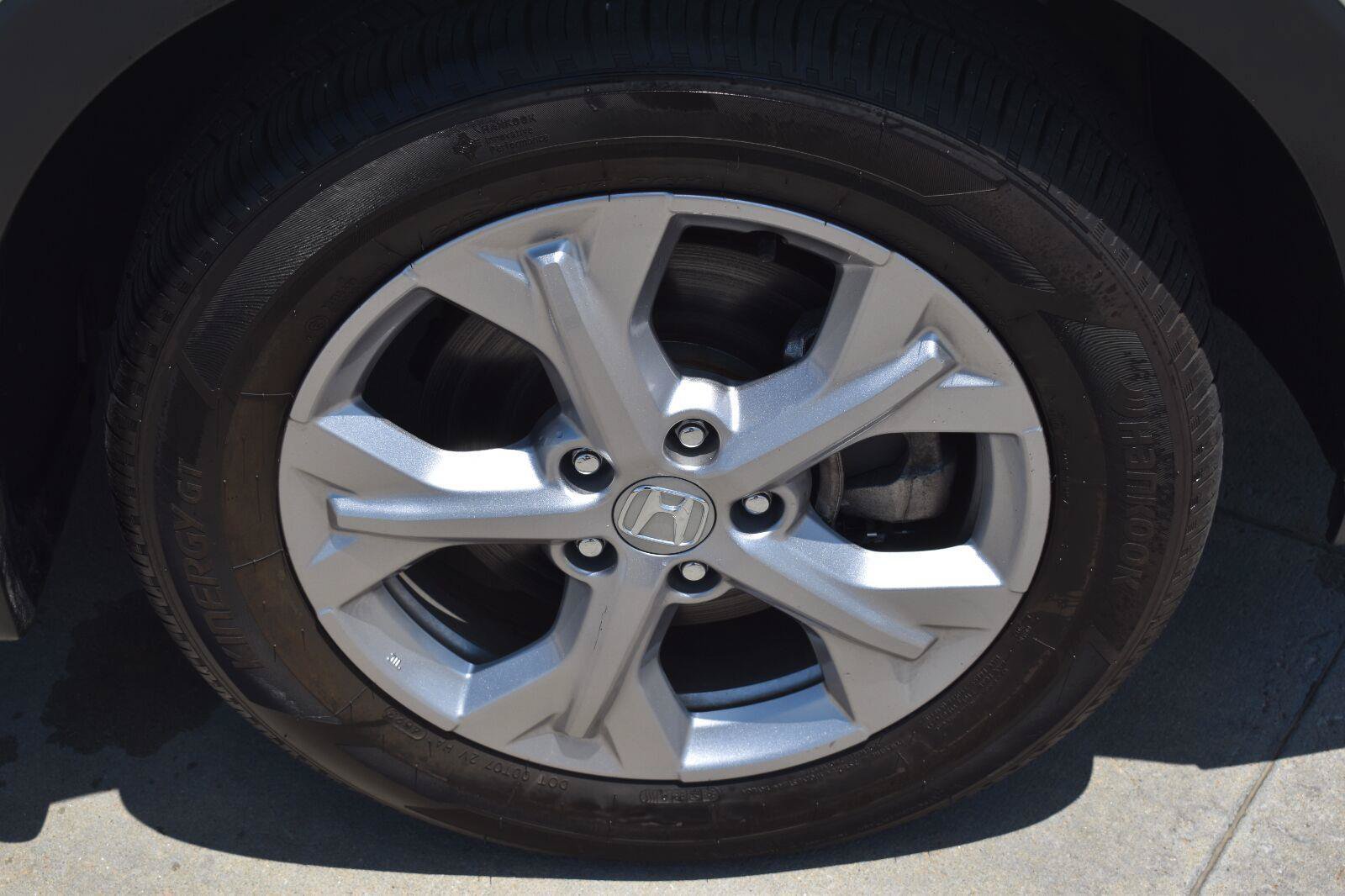 Used 2024 Honda HR-V LX image 9