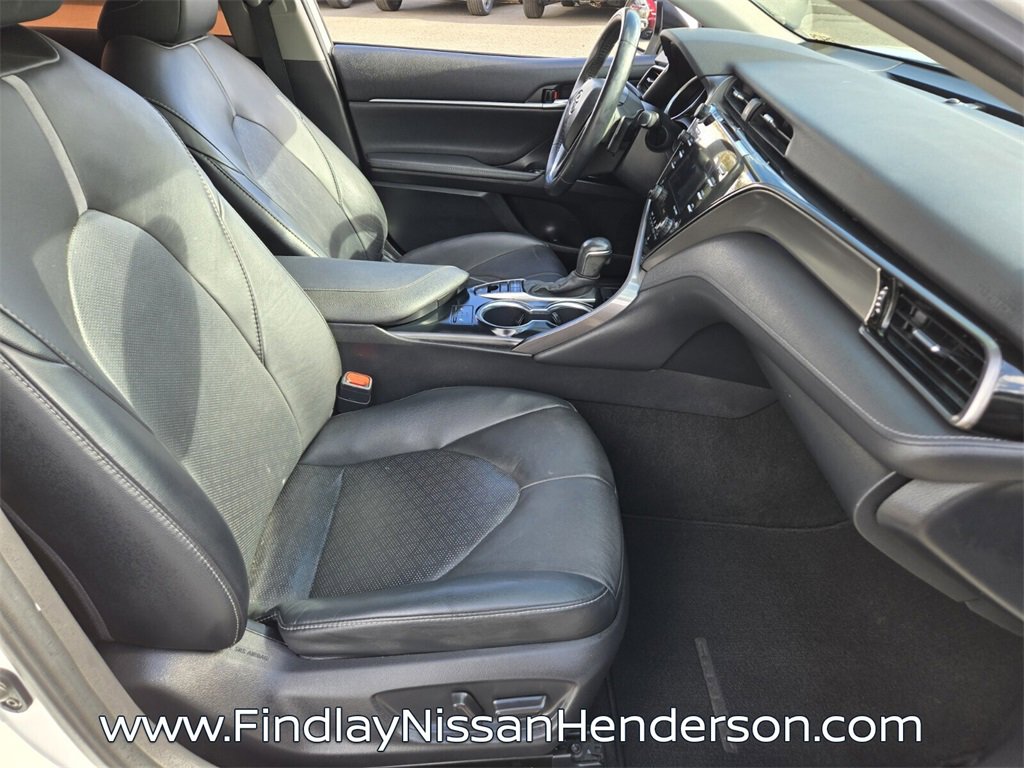 Used 2020 Toyota Camry XSE image 16