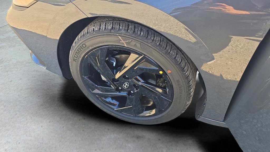 New 2026 Hyundai Elantra Sport FWD image 32