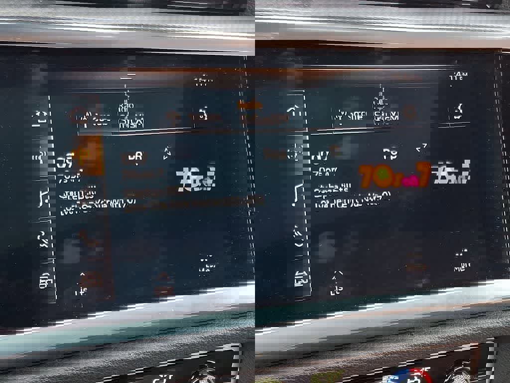 Used 2021 Audi Q3 2.0T Premium Plus w/ Premium Plus Package image 16