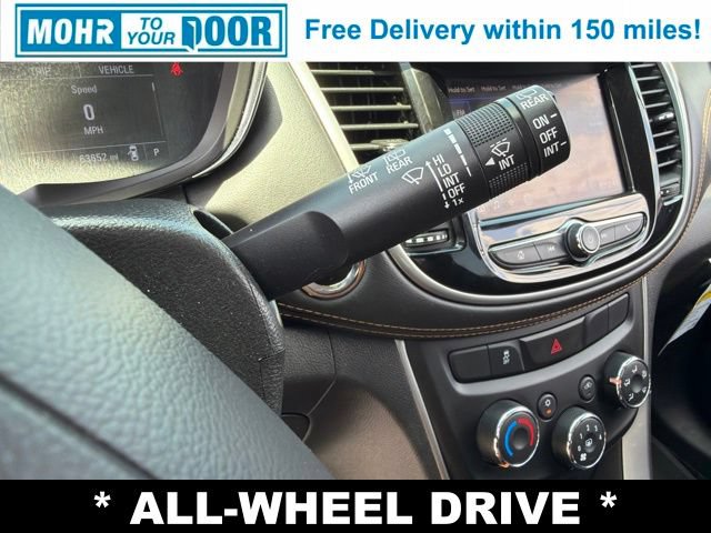 Used 2022 Chevrolet Trax LT w/ Driver Confidence Package AWD/4WD image 19