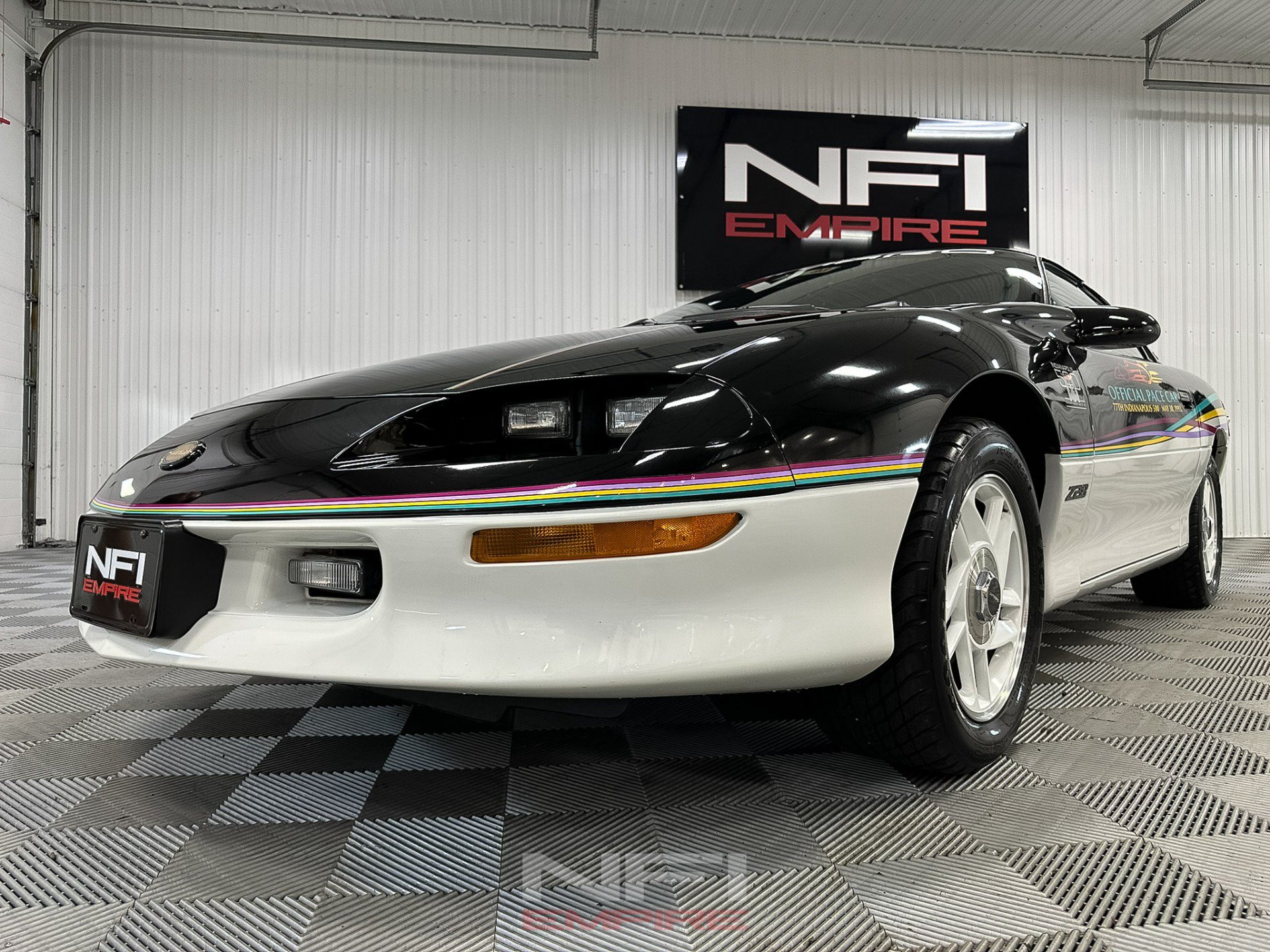 Used 1993 Chevrolet Camaro Z28 RWD image 13