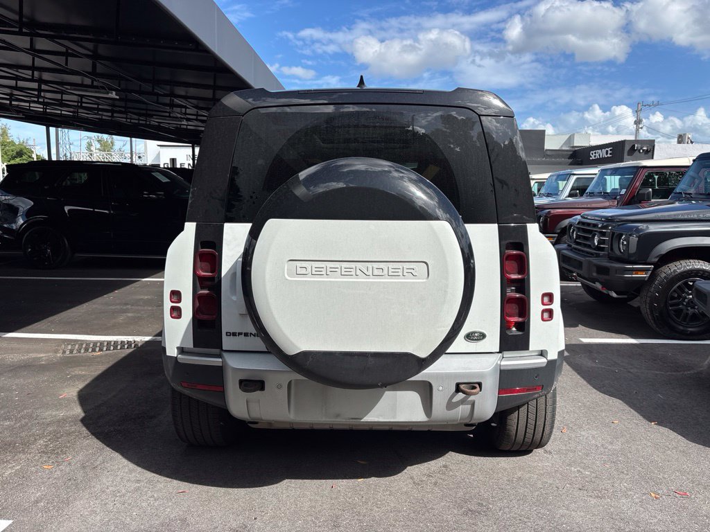 Used 2023 Land Rover Defender 110 S AWD/4WD image 5