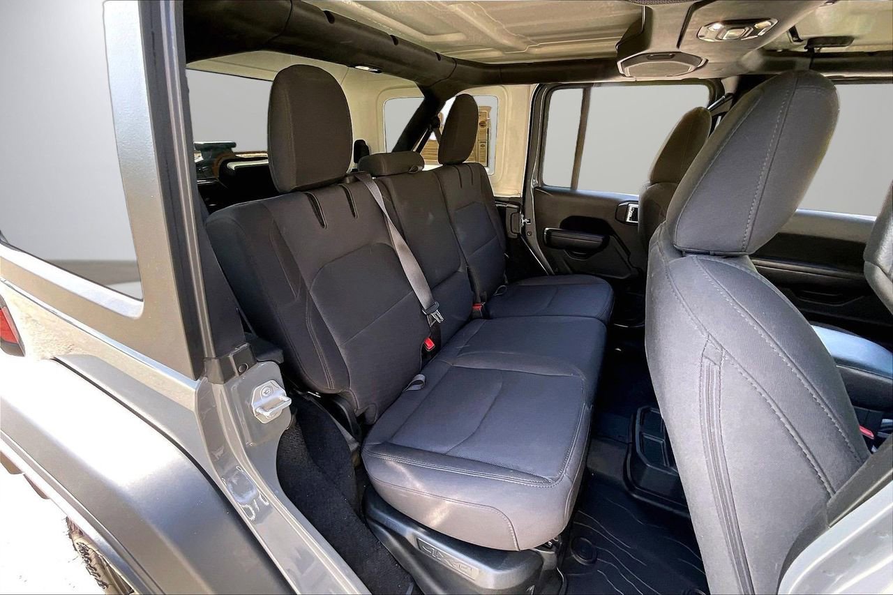 Used 2023 Jeep Wrangler Unlimited w/ Cold Weather Group image 24