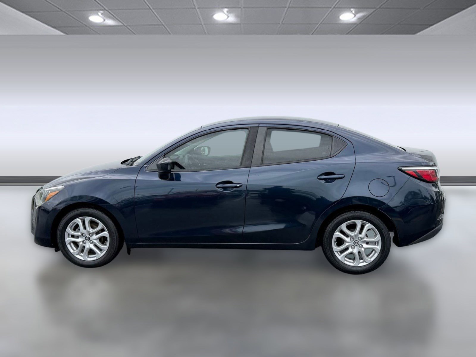 Used 2016 Scion iA image 2