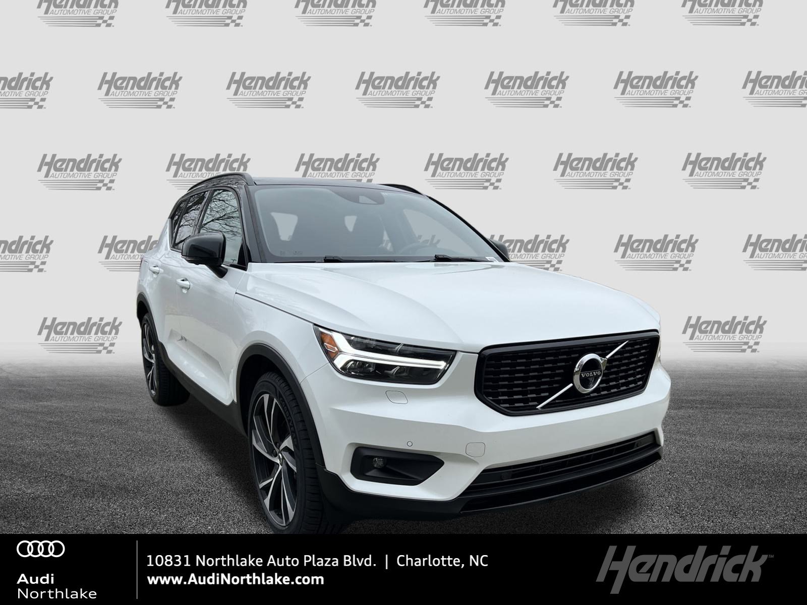 Used 2021 Volvo XC40 T5 R-Design w/ Advanced Package