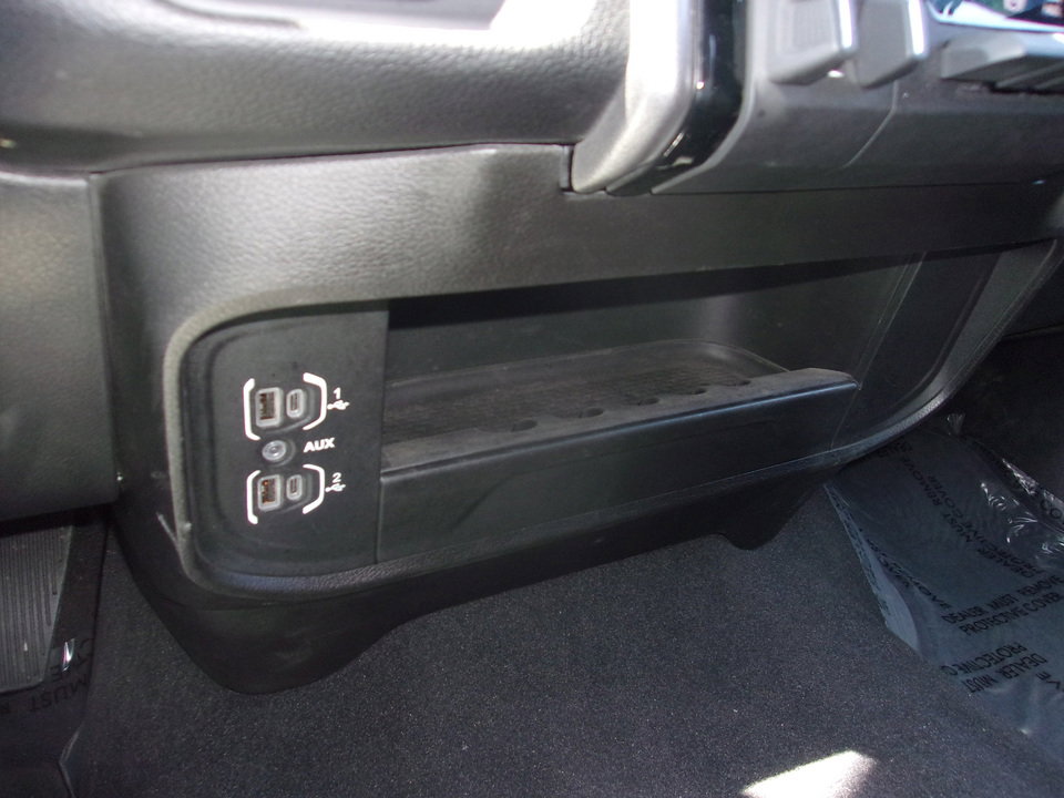 Used 2025 RAM 2500 Big Horn AWD/4WD image 24