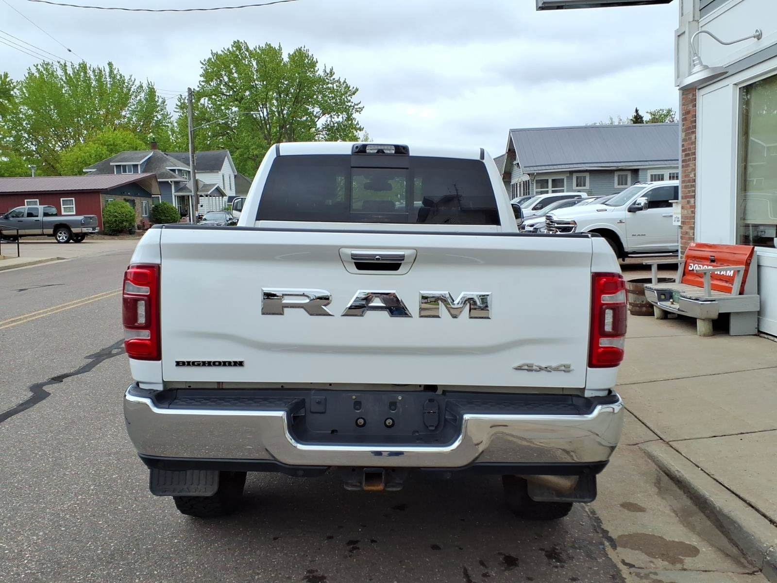 Used 2022 RAM 3500 Laramie AWD/4WD image 7