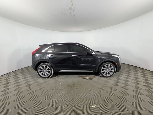 Used 2020 Cadillac XT4 Premium Luxury w/ Cold Weather Package image 2