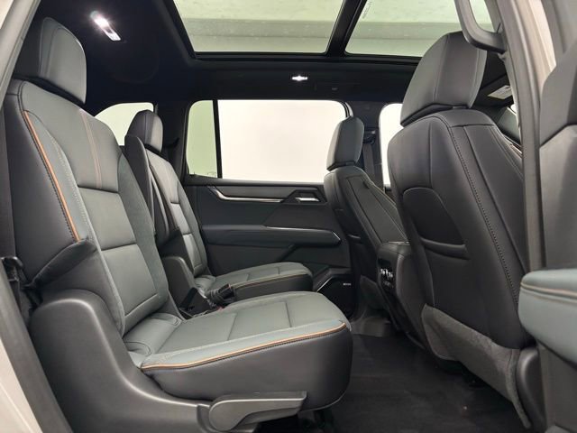 New 2026 GMC Acadia AT4 w/ Luxury Package image 39