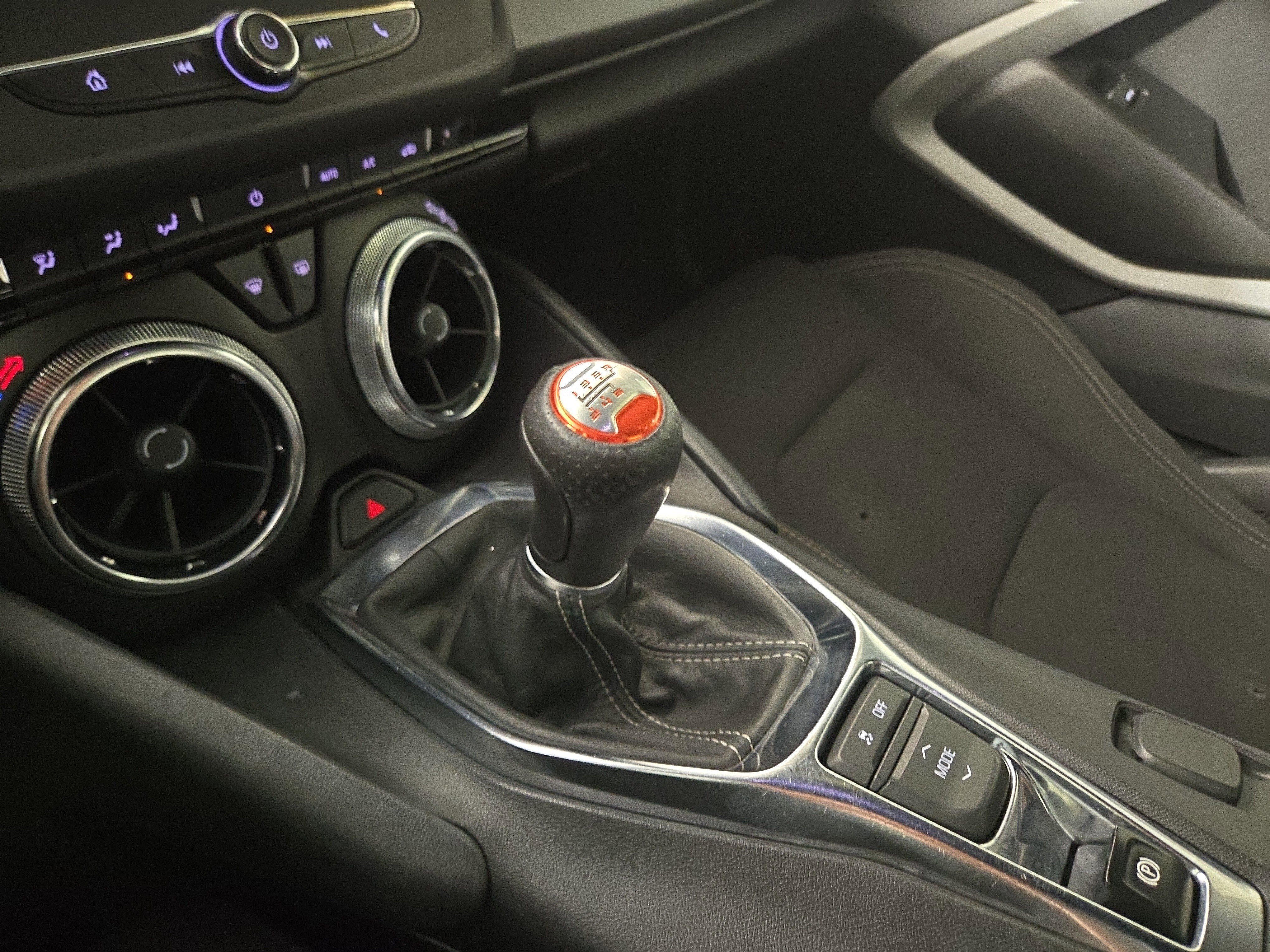 Certified 2021 Chevrolet Camaro LT image 23