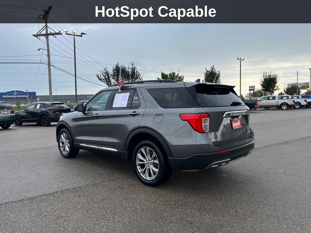 Used 2024 Ford Explorer XLT w/ Equipment Group 202A AWD/4WD image 3