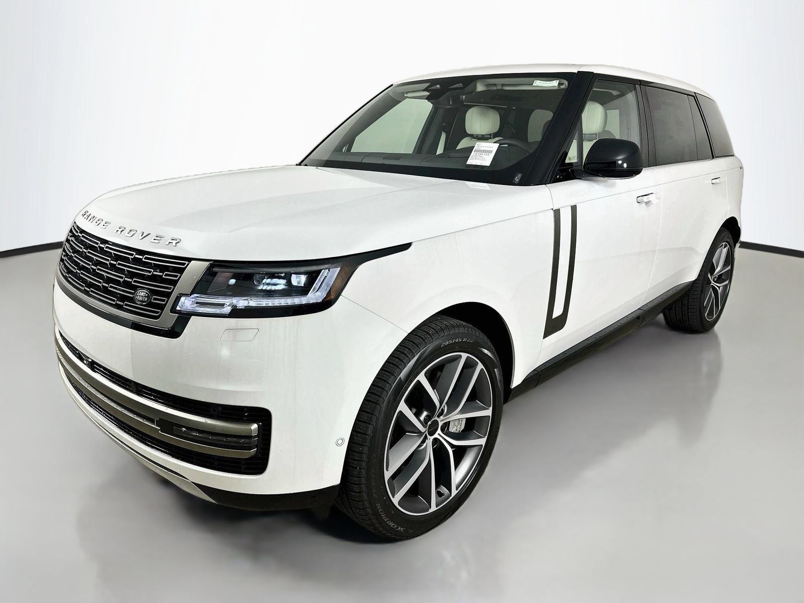 New 2026 Land Rover Range Rover Long Wheelbase SE